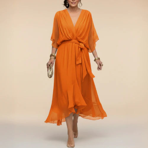 Vestido con escote en V.
