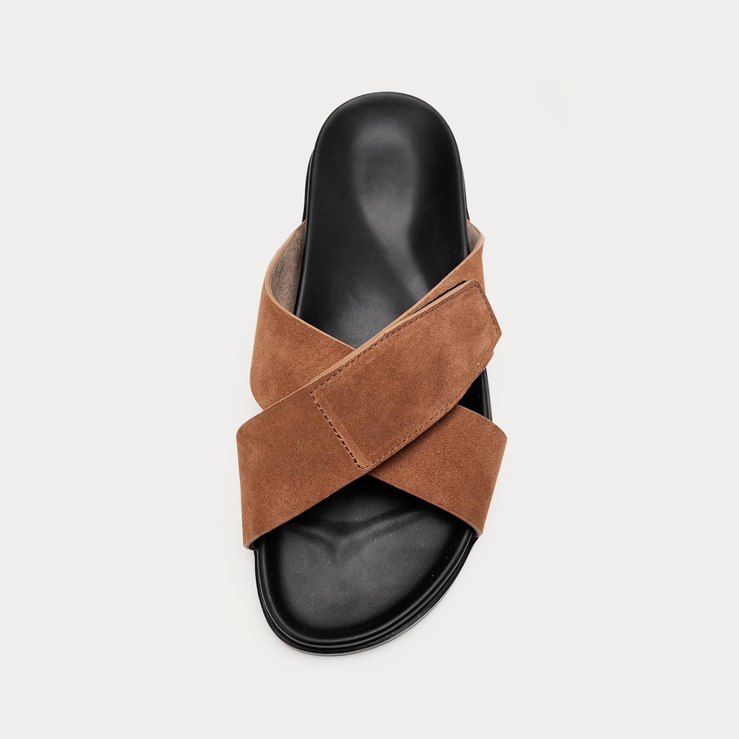 Sandalias Premium de Ante Cruzado.